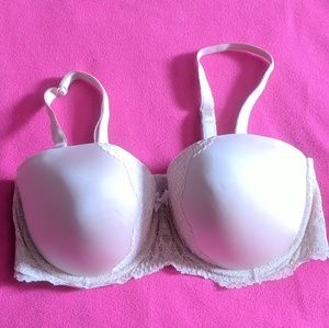 NEW WITH TAG Victoria's Secret bra